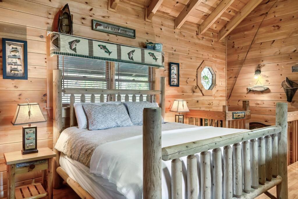 Villa Spectacular Mtns Views With Private Hot Tub With Pool Table And Private Pond Sevierville Exterior foto